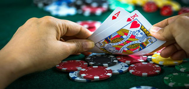 Alasan Judi Poker Online Diminati Banyak Orang